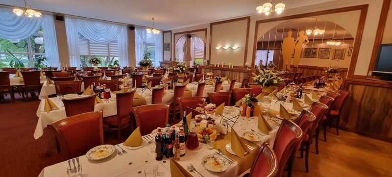 Wystrój i aranżacja wnętrza restauracji Balaton w Zabrzu 