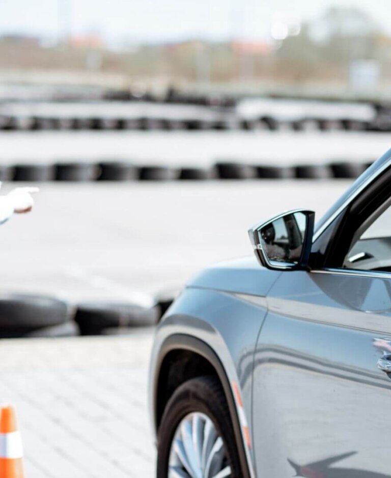 Kurs na prawo jazdy – cena. Ile zapłacisz za szkolenie?