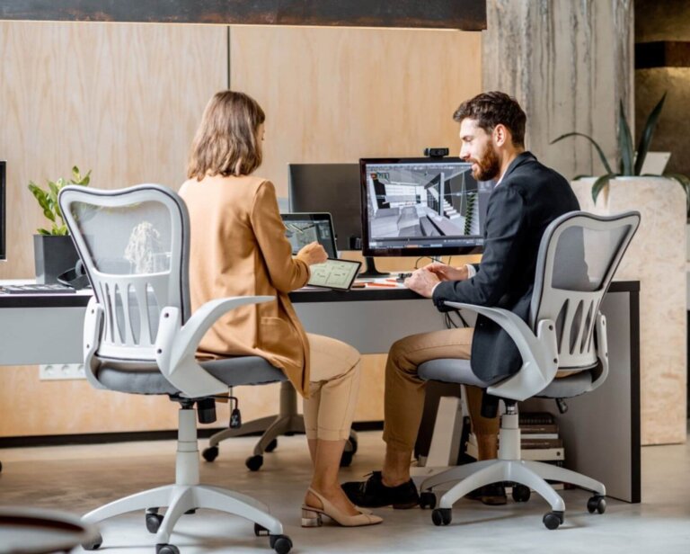 Czym kierować się wybierając fotele do biura?