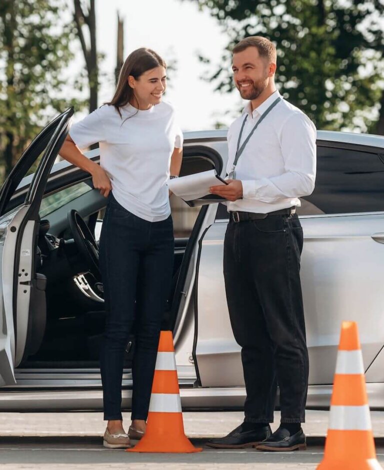 Jak zapisać się na kurs prawa jazdy? Poradnik
