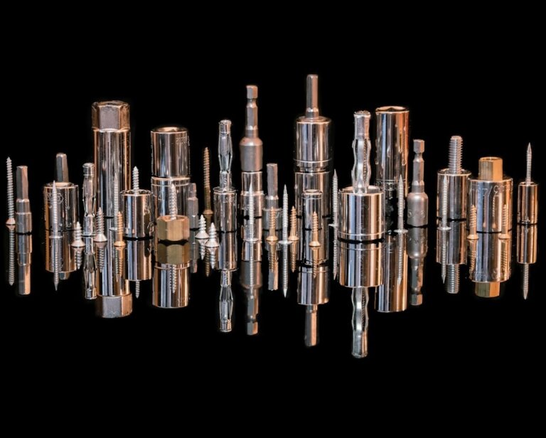 Kotwy stalowe – fundament trwałych konstrukcji z fischer