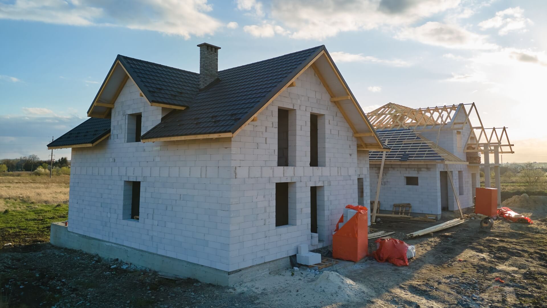 Koszt budowy domu 100m2 pod klucz – cennik na 2026 rok