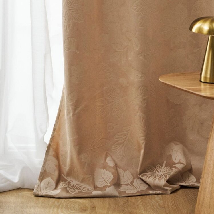 Jak uzyskać ładne ułożenie zasłon przy standardowych szerokościach