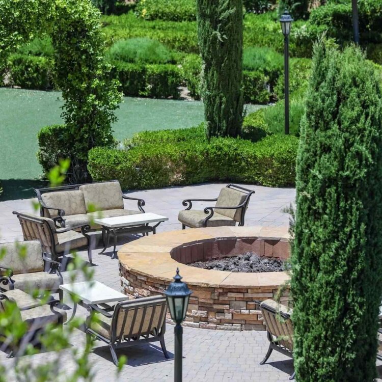 Inspiracje – miejsce na ognisko w ogrodzie. Zdjęcia