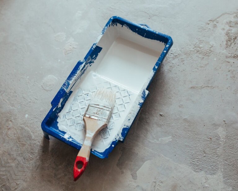 Najlepsza farba do betonu na zewnątrz – TOP 10 produktów