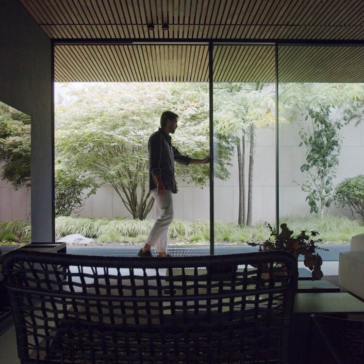 Okna aluminiowe czy PVC – które wybrać do swojego domu w 2026 roku?