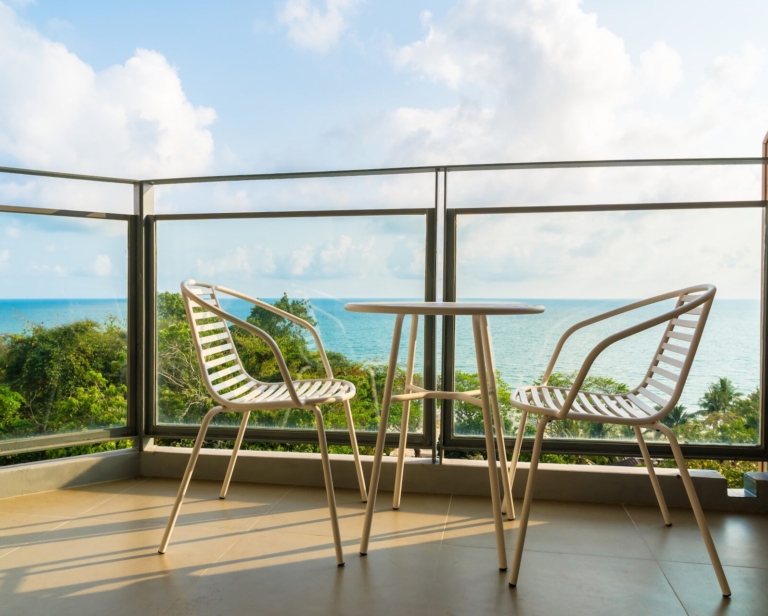 Balkon bez przecieków – od czego zacząć dobór systemu wykończeniowego?