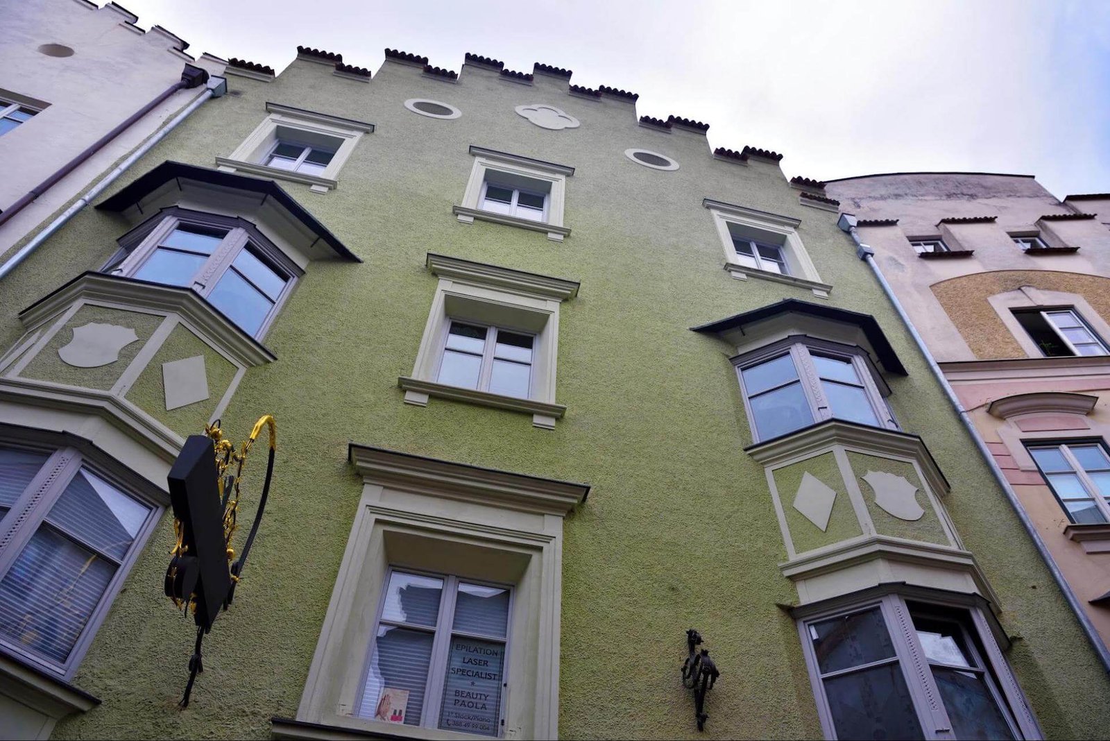 Malowanie elewacji agregatem w 2026 roku – trendy, techniki i najczęstsze błędy